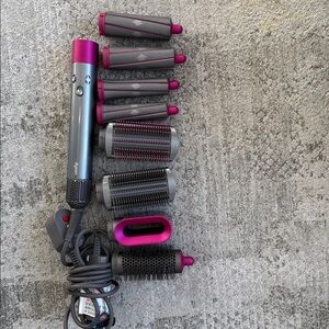 Dyson Airwrap™ Styler Complete styler | all attachments included